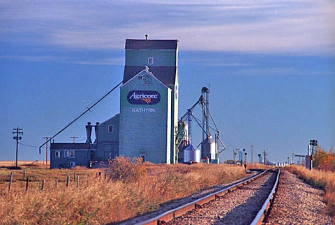 Wooden grain elevator at Kathyrn, Alberta