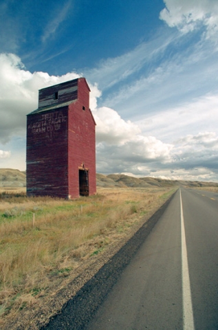 Wooden elevator at Dorothy, Alberta