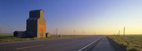 Image of wooden grain elevator at Sipple, Montana