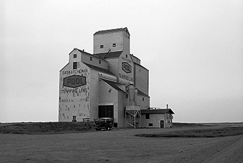 Image of wooden grain elevator at Tramping Lake, Saskatchewan