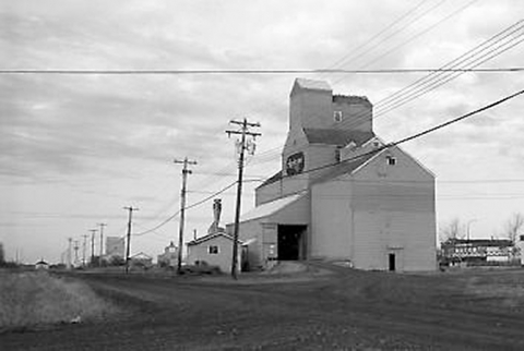 Photograph of wooden elevator at Beaverlodge, AB