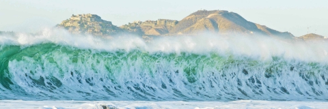 Endless wave starting to curl at San Jose del Cabo