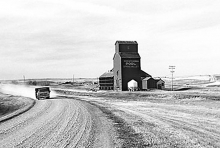 Pool grain elevator at Spring Valley, Saskatchewan