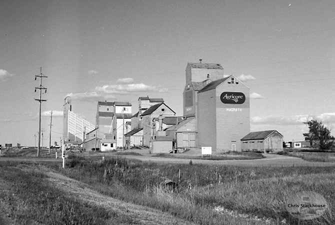 Wooden grain elevators at Magrath, Alberta 